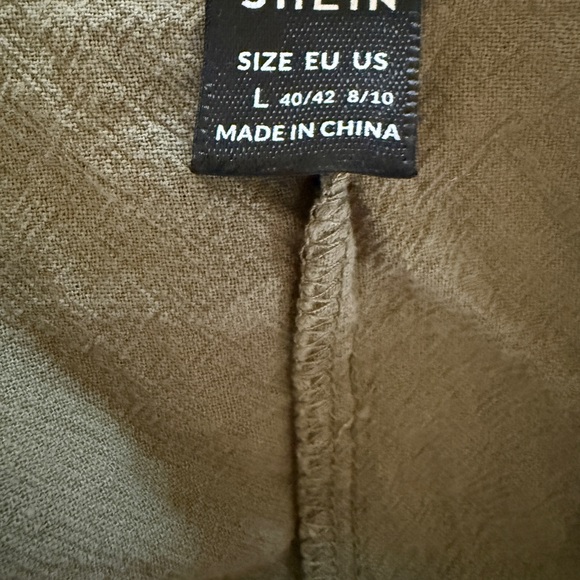 Sage Green Bow Tie Romper with Pockets - Picture 4 of 7